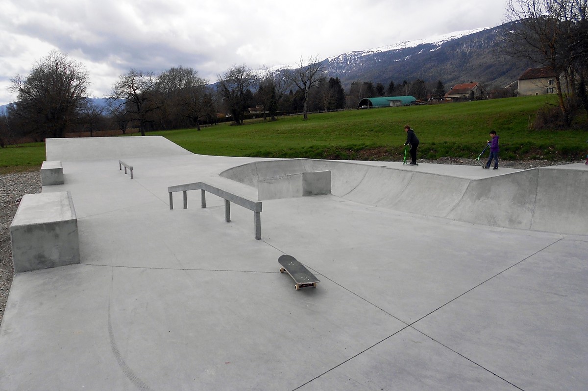 Chevry skatepark